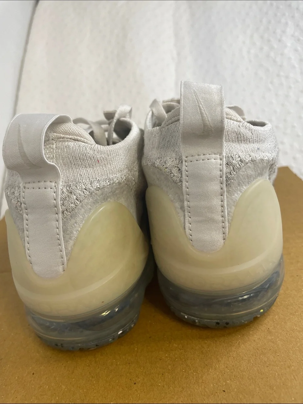 Nike Air VaporMax 2021 Flyknit shoes in “Phantom